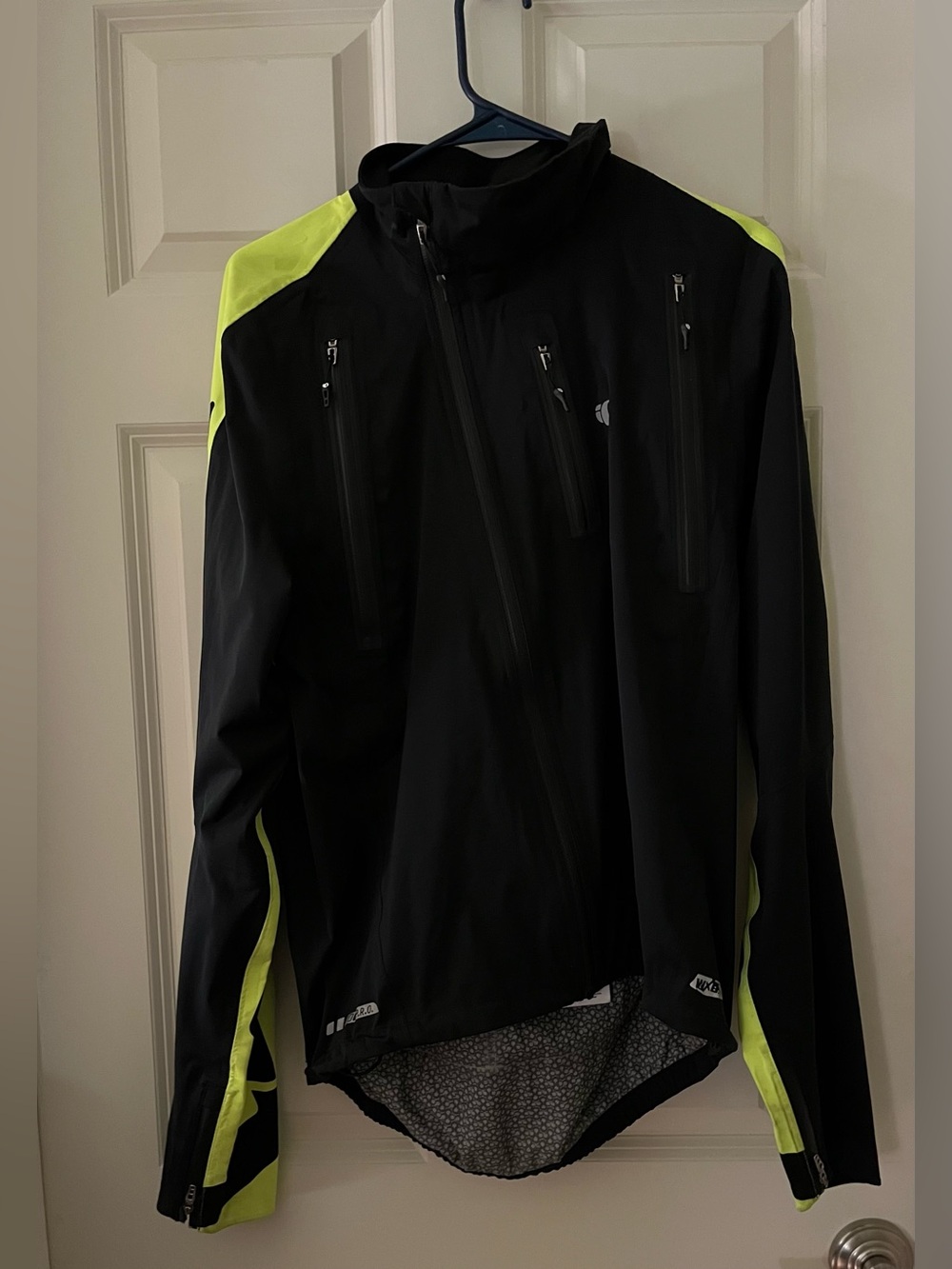 Men’s Pearl Izumi PRO Barrier WxB Waterproof Cycling Jacket Medium black & neon
